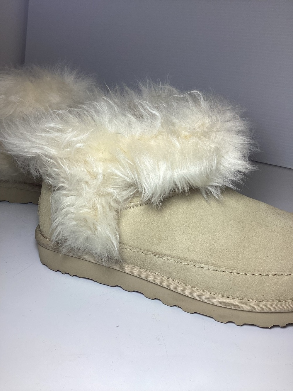 UGG Women's Classic Ultra Mini Chalet Round Toe Boots - Picture 2 of 4